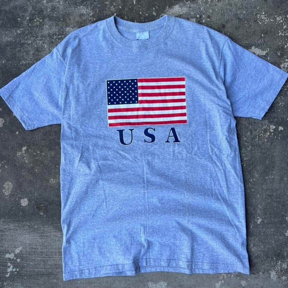 USA tee 2000s